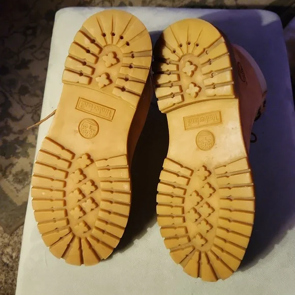 Timberlands - Picture 6 of 9